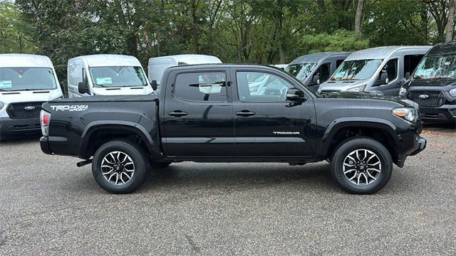 Photo of 2023 Black Toyota Tacoma