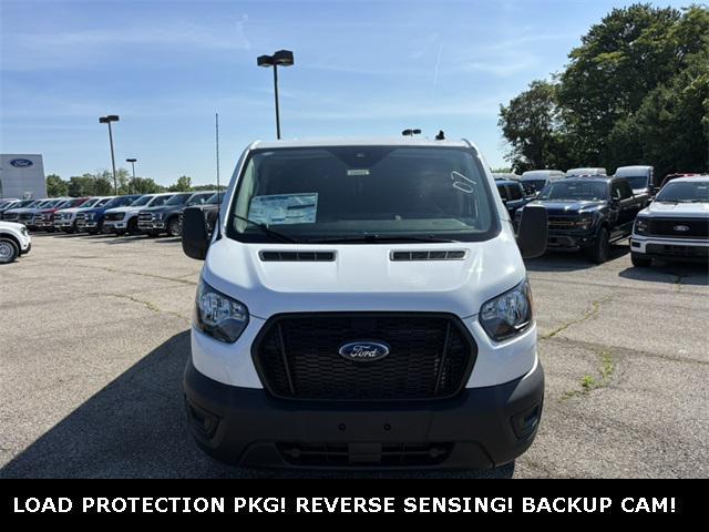 Photo of 2025 Oxford White Ford Transit-150