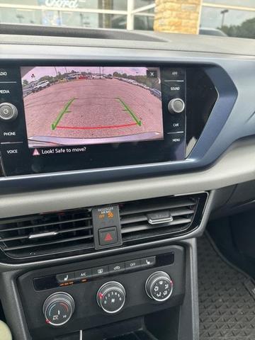 Photo of 2022 Gray Volkswagen Taos