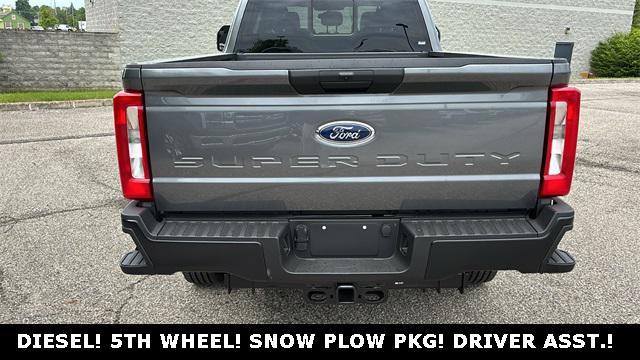 Photo of 2025 Gray Ford F-250