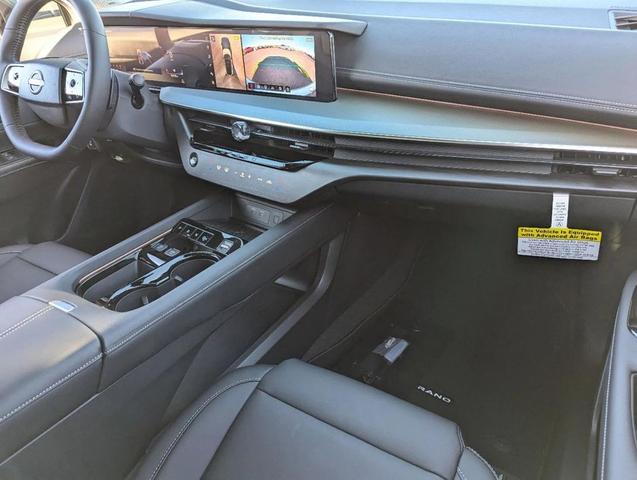 Photo of 2025 Everest White P Nissan Murano