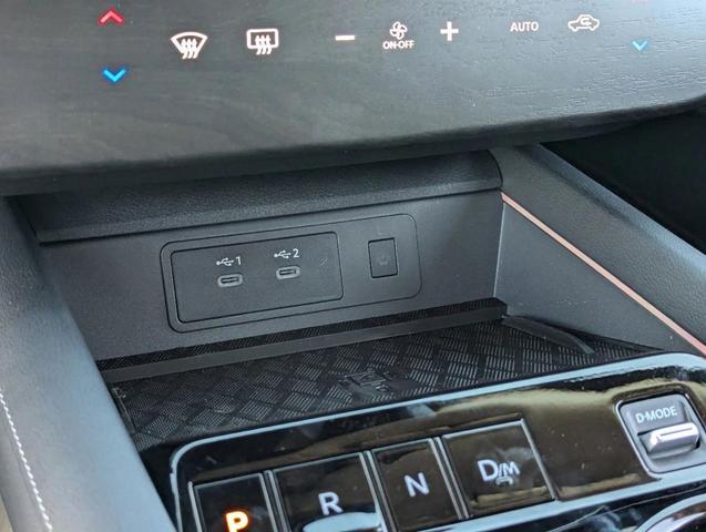 Photo of 2025 Everest White P Nissan Murano
