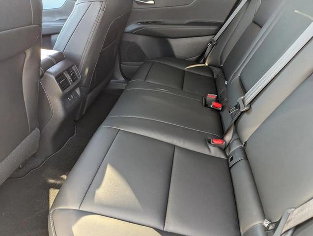 Photo of 2025 Everest White P Nissan Murano