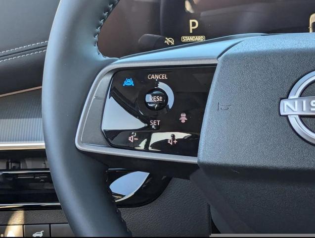Photo of 2025 Everest White P Nissan Murano
