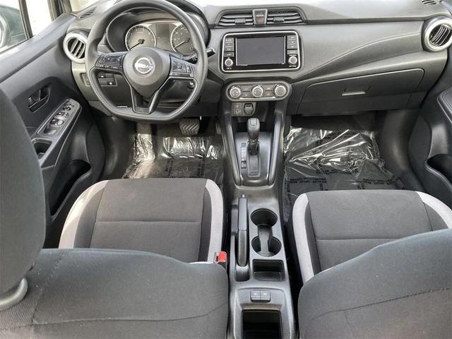 Photo of 2025 Gun Metallic Nissan Versa
