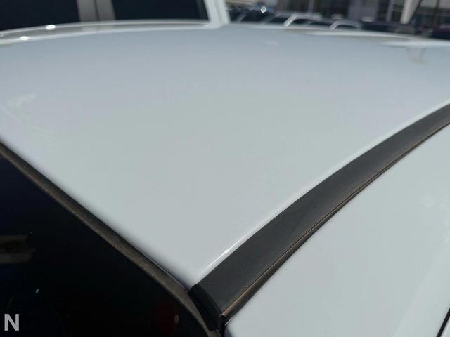 Photo of 2021 Summit White Chevrolet Colorado
