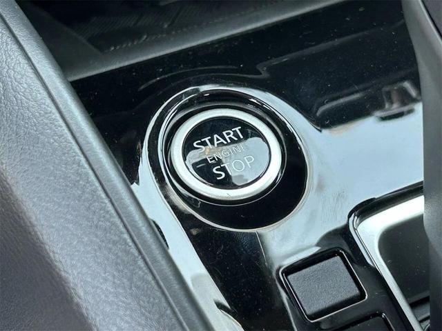 Photo of 2025 Super Black Nissan Versa