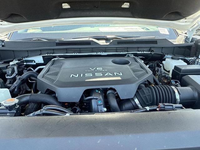 Photo of 2025 Everst White P Nissan Armada