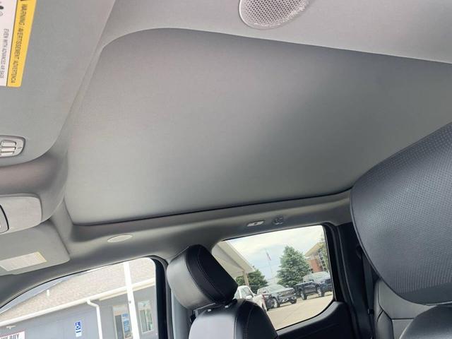 Photo of 2022 Blue Ford F-150