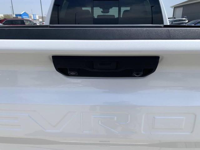 Photo of 2024 White Chevrolet Silverado 1500