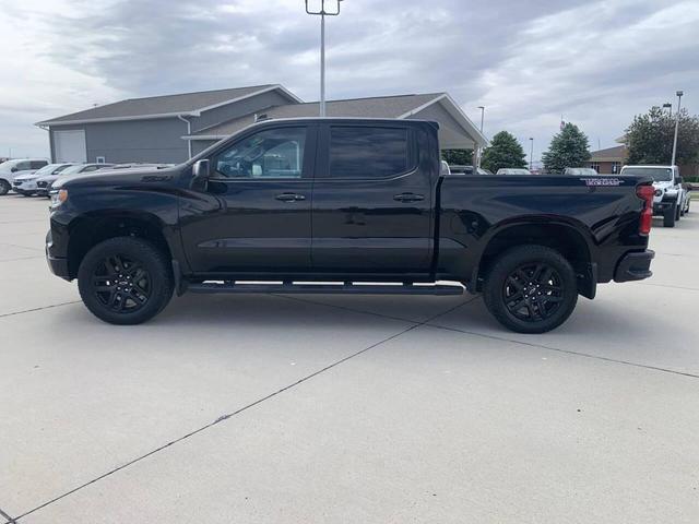 Photo of 2024 Black Chevrolet Silverado 1500