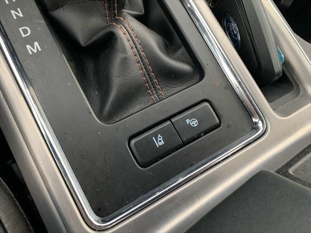 Photo of 2019 White PLATINUM METALLIC Ford F-150