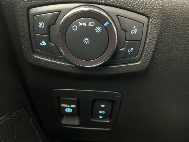 Photo of 2019 White PLATINUM METALLIC Ford F-150