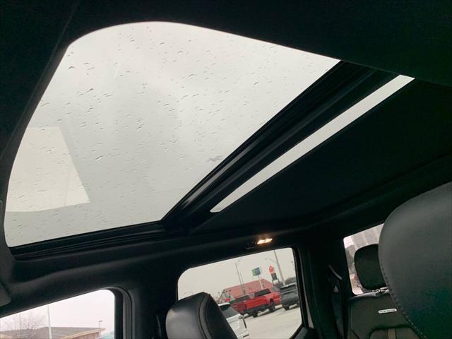 Photo of 2019 White PLATINUM METALLIC Ford F-150