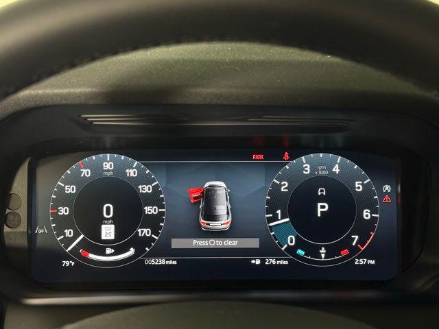 Photo of 2025 Eiger Grey Metallic Land Rover Discovery Sport