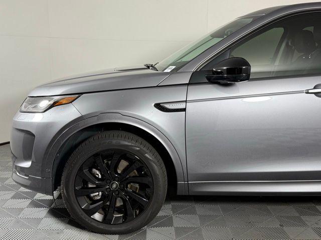 Photo of 2025 Eiger Grey Metallic Land Rover Discovery Sport
