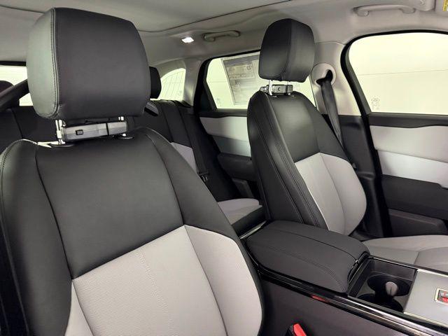 Photo of 2025 Santorini Black Metallic Land Rover Range Rover Velar