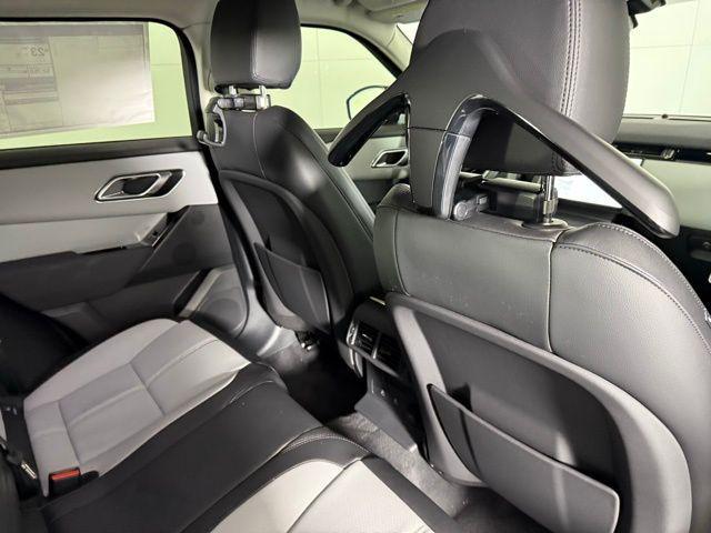 Photo of 2025 Santorini Black Metallic Land Rover Range Rover Velar