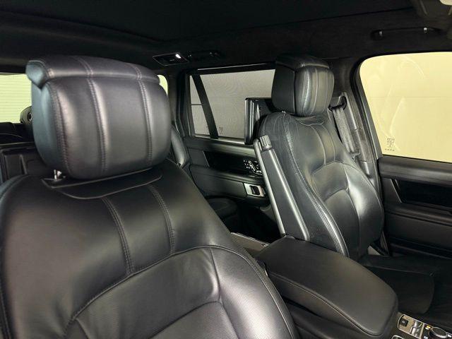 Photo of 2020 Santorini Black Metallic Land Rover Range Rover