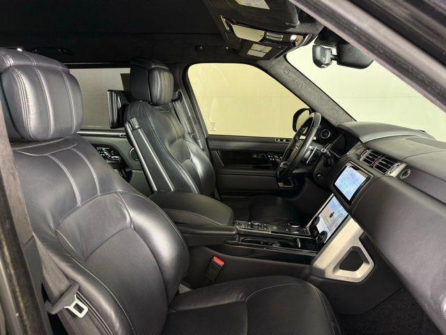 Photo of 2020 Santorini Black Metallic Land Rover Range Rover