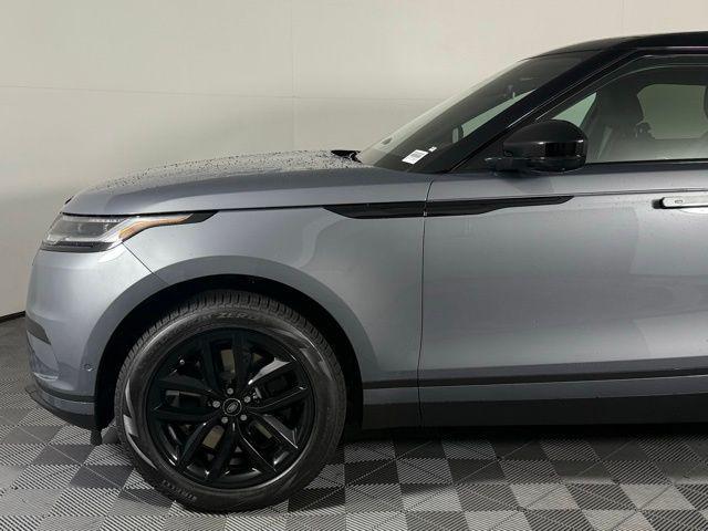 Photo of 2026 Gray Land Rover Range Rover Velar