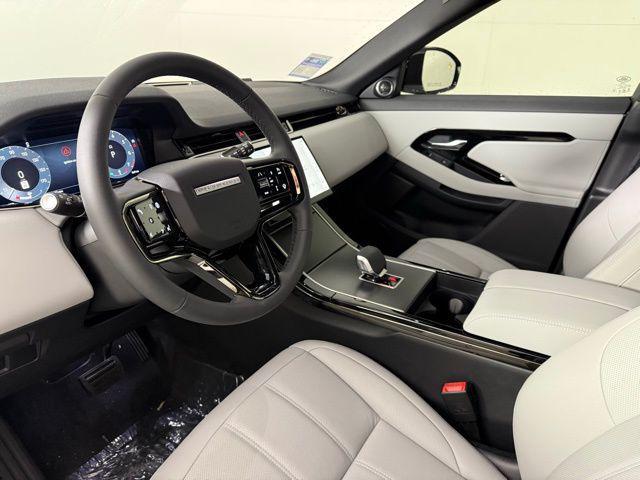 Photo of 2026 White Land Rover Range Rover Evoque
