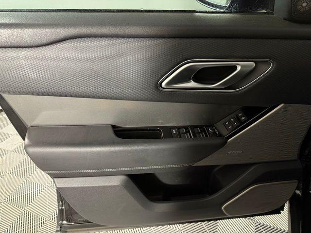 Photo of 2021 Santorini Black Metallic Land Rover Range Rover Velar