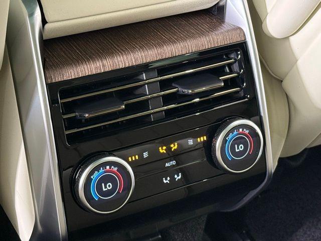 Photo of 2025 Constellation B Land Rover Range Rover