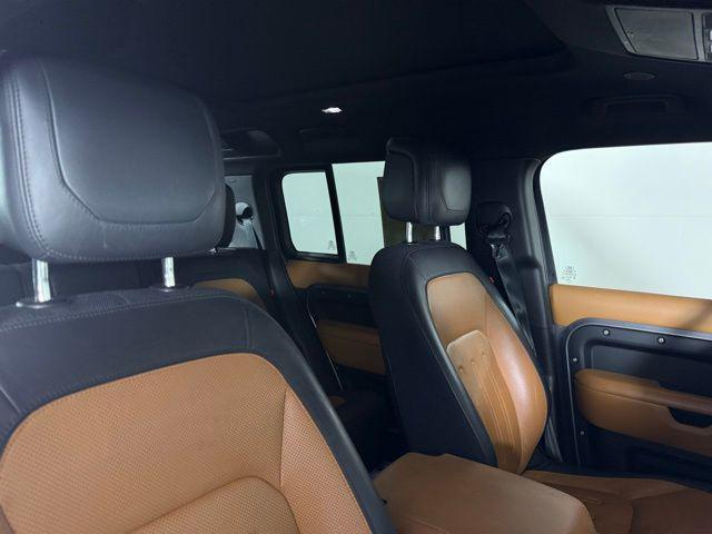 Photo of 2021 Eiger Gray Metallic Land Rover Defender