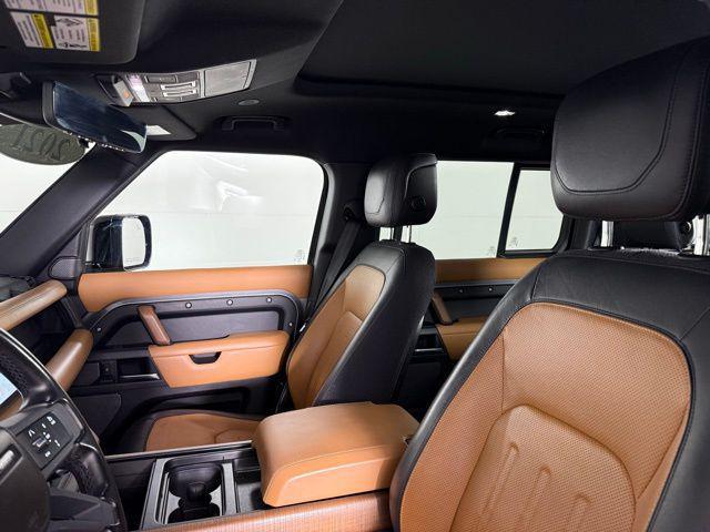 Photo of 2021 Eiger Gray Metallic Land Rover Defender