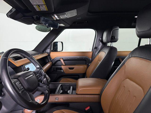 Photo of 2021 Eiger Gray Metallic Land Rover Defender