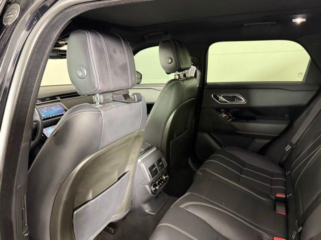 Photo of 2019 Narvik Black Land Rover Range Rover