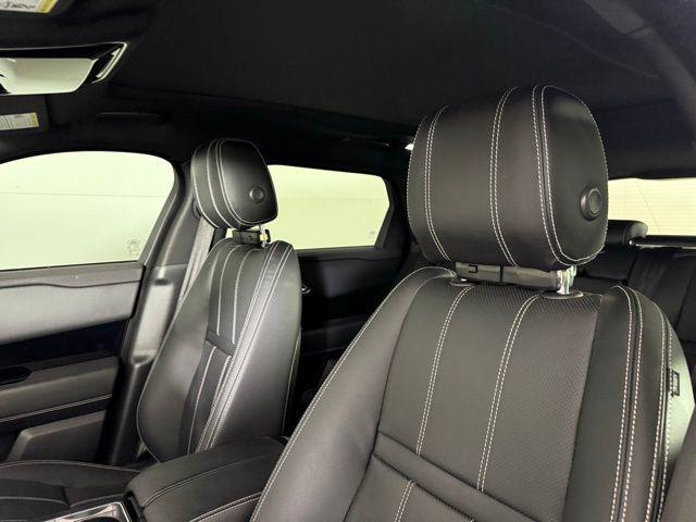 Photo of 2019 Narvik Black Land Rover Range Rover