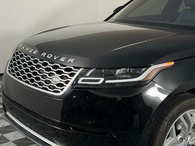Photo of 2019 Narvik Black Land Rover Range Rover