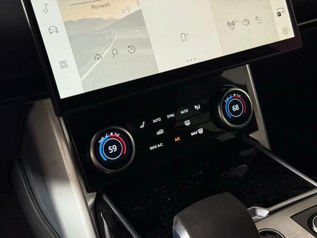 Photo of 2023 Charente Gray Premium Metallic Land Rover Range Rover