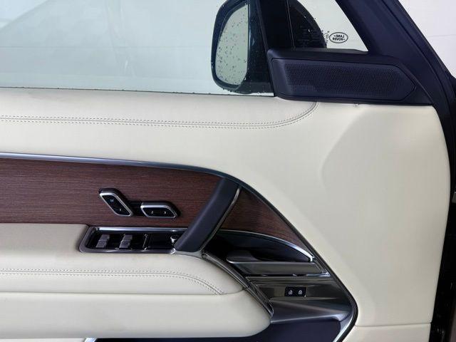 Photo of 2025 Gold Land Rover Range Rover