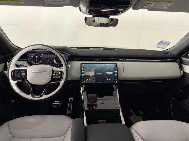 Photo of 2025 Varesine Blue Metallic Land Rover Range Rover Sport