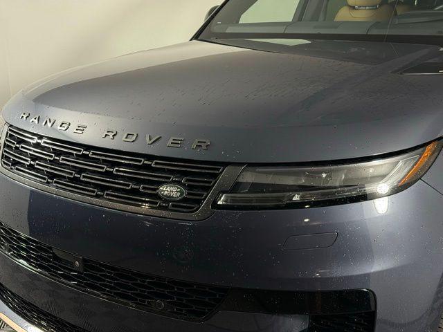 Photo of 2025 Varesine Blue Metallic Land Rover Range Rover Sport