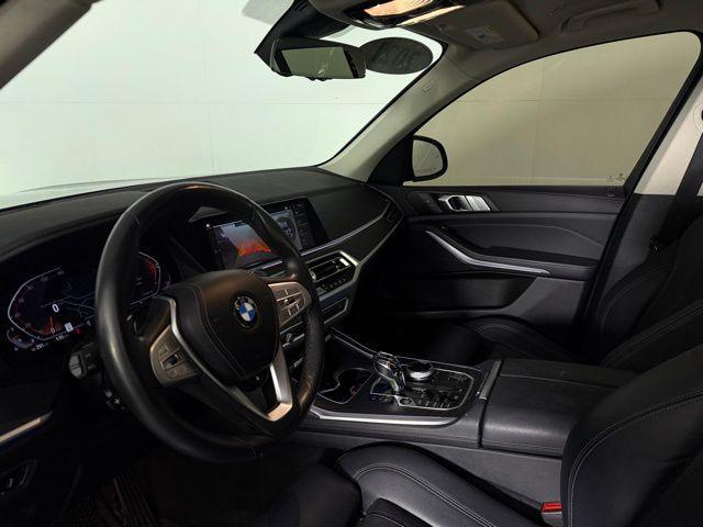 Photo of 2021 Dark Graphite BMW X7