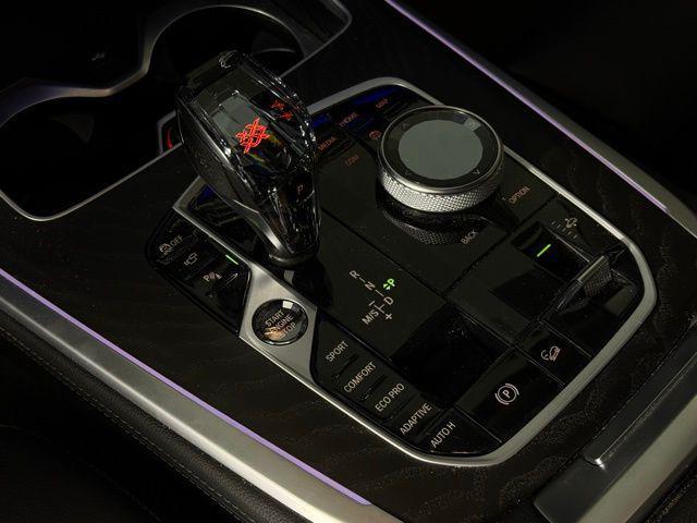 Photo of 2021 Dark Graphite BMW X7