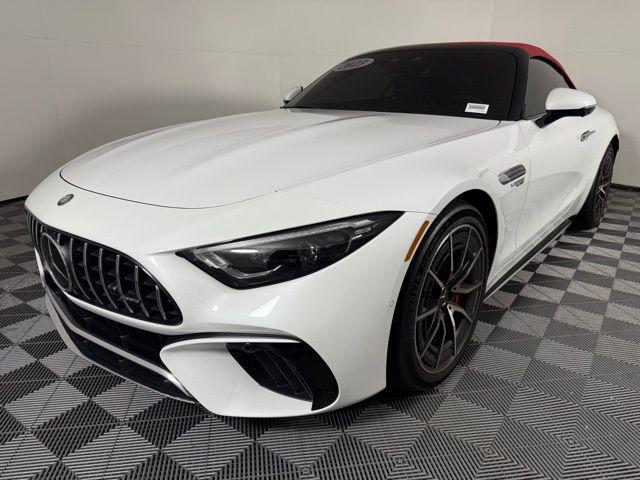 Photo of 2023 MANUFAKTUR Moonlight White Metallic Mercedes-Benz AMG SL 55