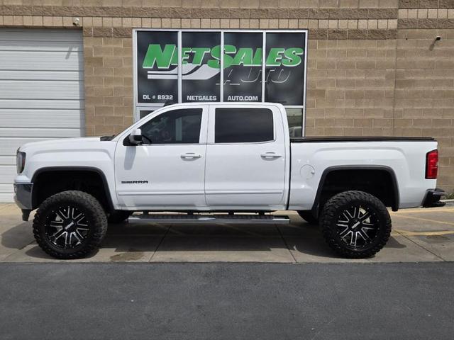Photo of 2016 White GMC Sierra 1500