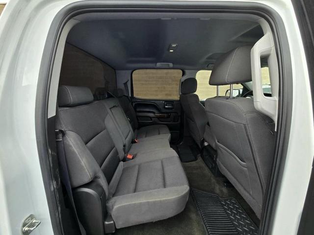 Photo of 2016 White GMC Sierra 1500