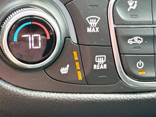 Photo of 2022 Mosaic Black Metallic Chevrolet Equinox