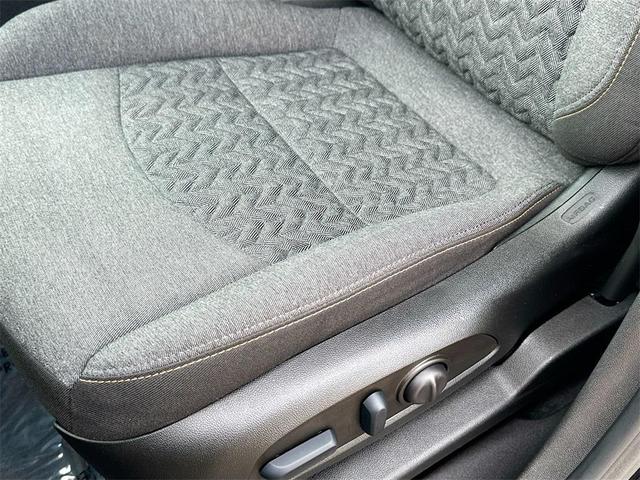 Photo of 2022 Mosaic Black Metallic Chevrolet Equinox