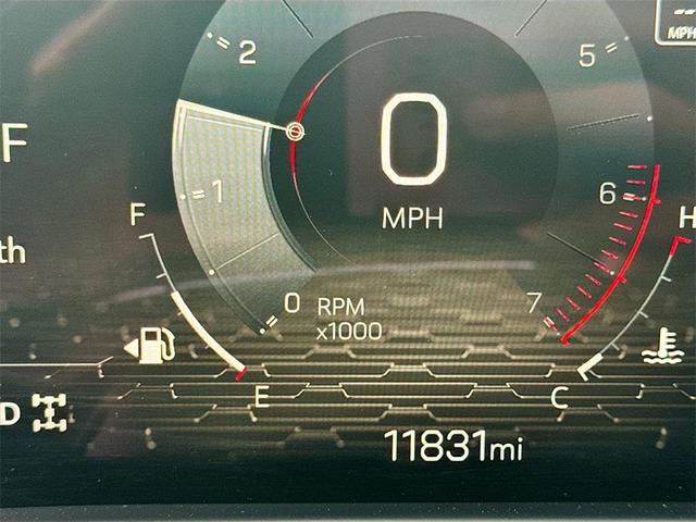 Photo of 2025 Summit White GMC Acadia