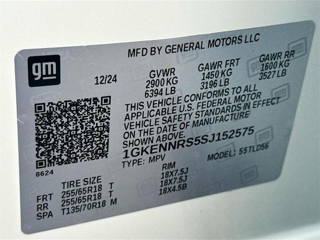 Photo of 2025 Summit White GMC Acadia