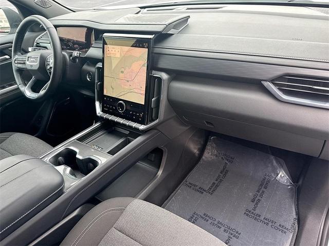 Photo of 2025 Summit White GMC Acadia