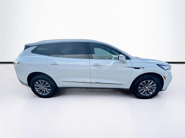 Photo of 2024 Summit White Buick Enclave