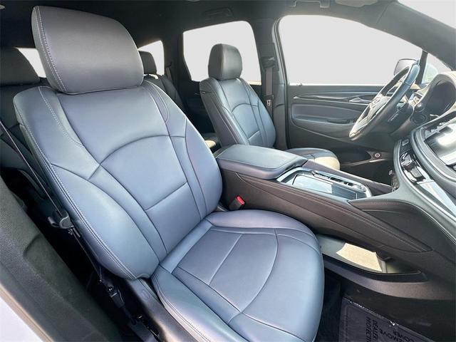 Photo of 2024 Summit White Buick Enclave
